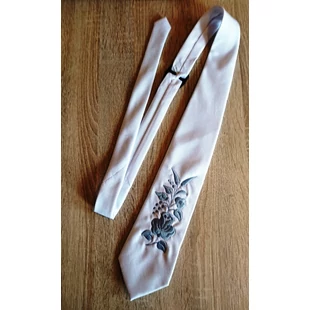 Hímzett férfi nyakkendő