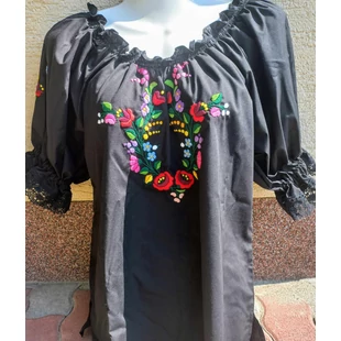 Fekete puffos ujjú női blúz