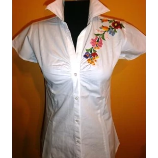 Rövid ujjú női ing / fehér